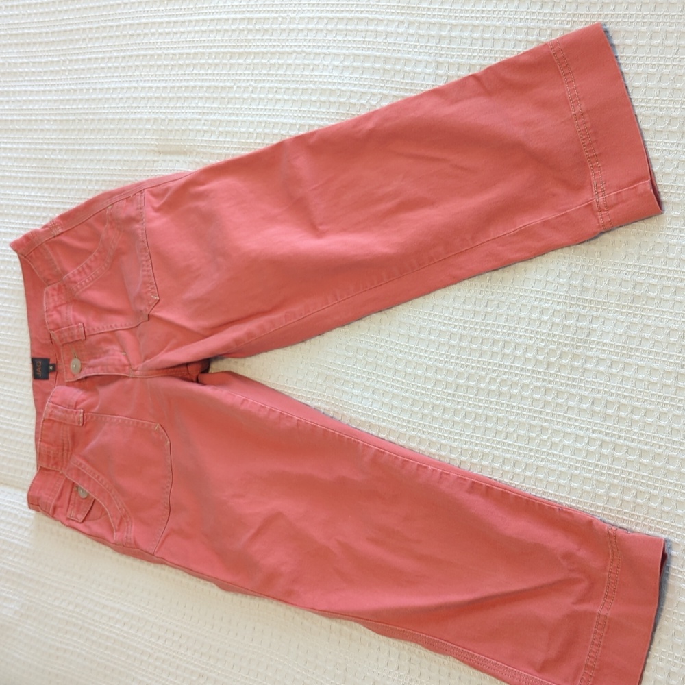 Jag Capris